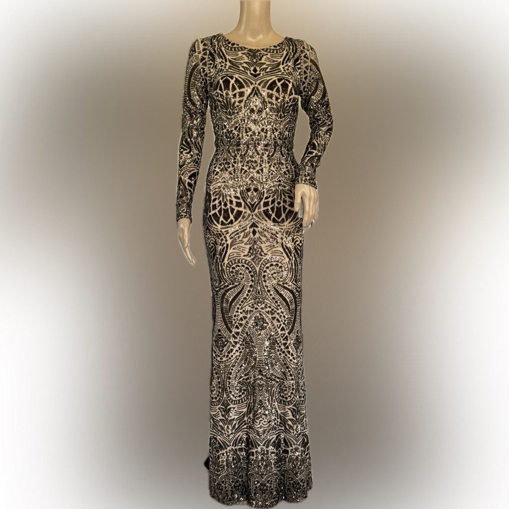NWT Betsy & Adam long sleeve sequin gown